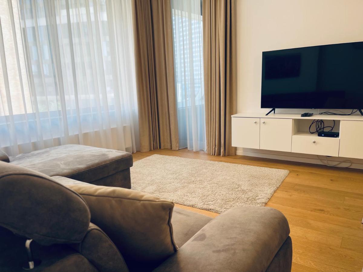 Sag Sky Park Free Parking And Wi-fi Apartment *