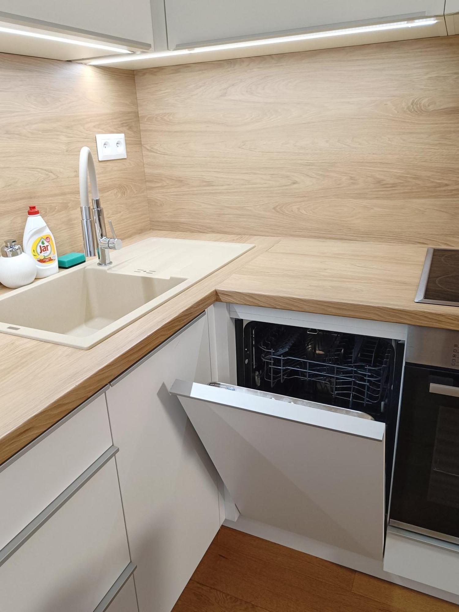 Sag Sky Park Free Parking And Wi-fi Apartment *